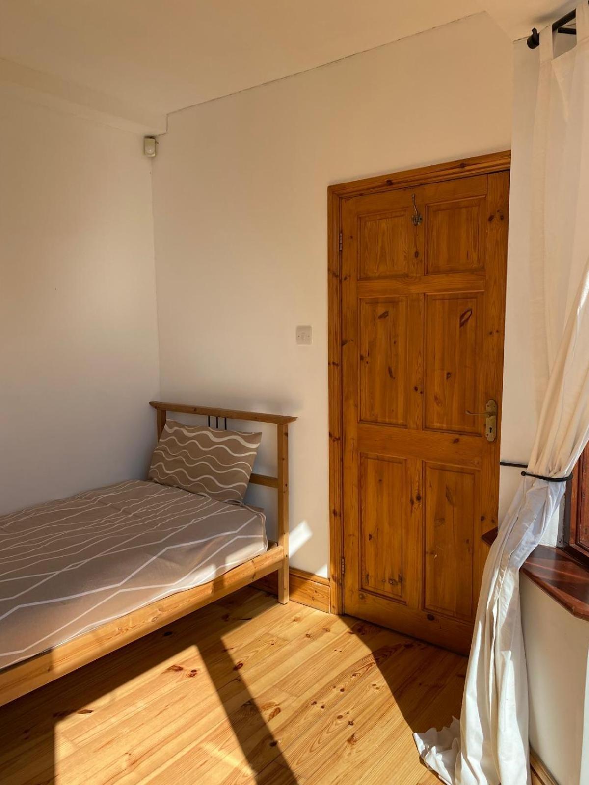 Lovely Rooms In West London Northolt  Luaran gambar