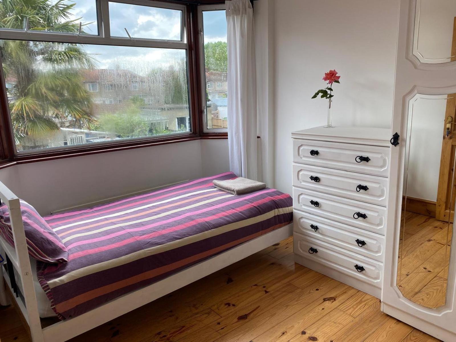 Lovely Rooms In West London Northolt  Luaran gambar